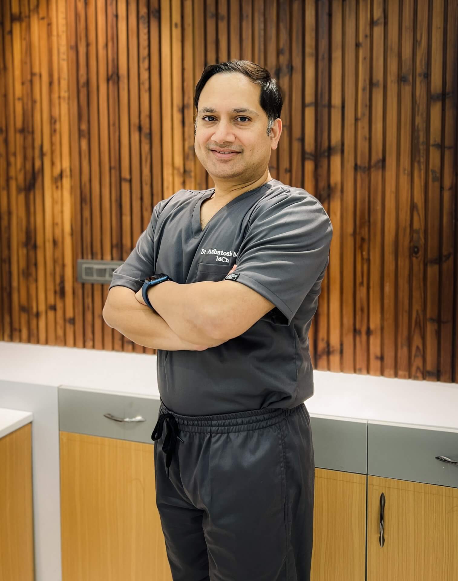 Dr. Ashutosh Misra - Lead Plastic Surgeon TRUE Hospitals