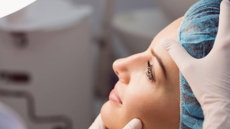 Why Rhinoplasty is Popular: Celebrity to Common Trend